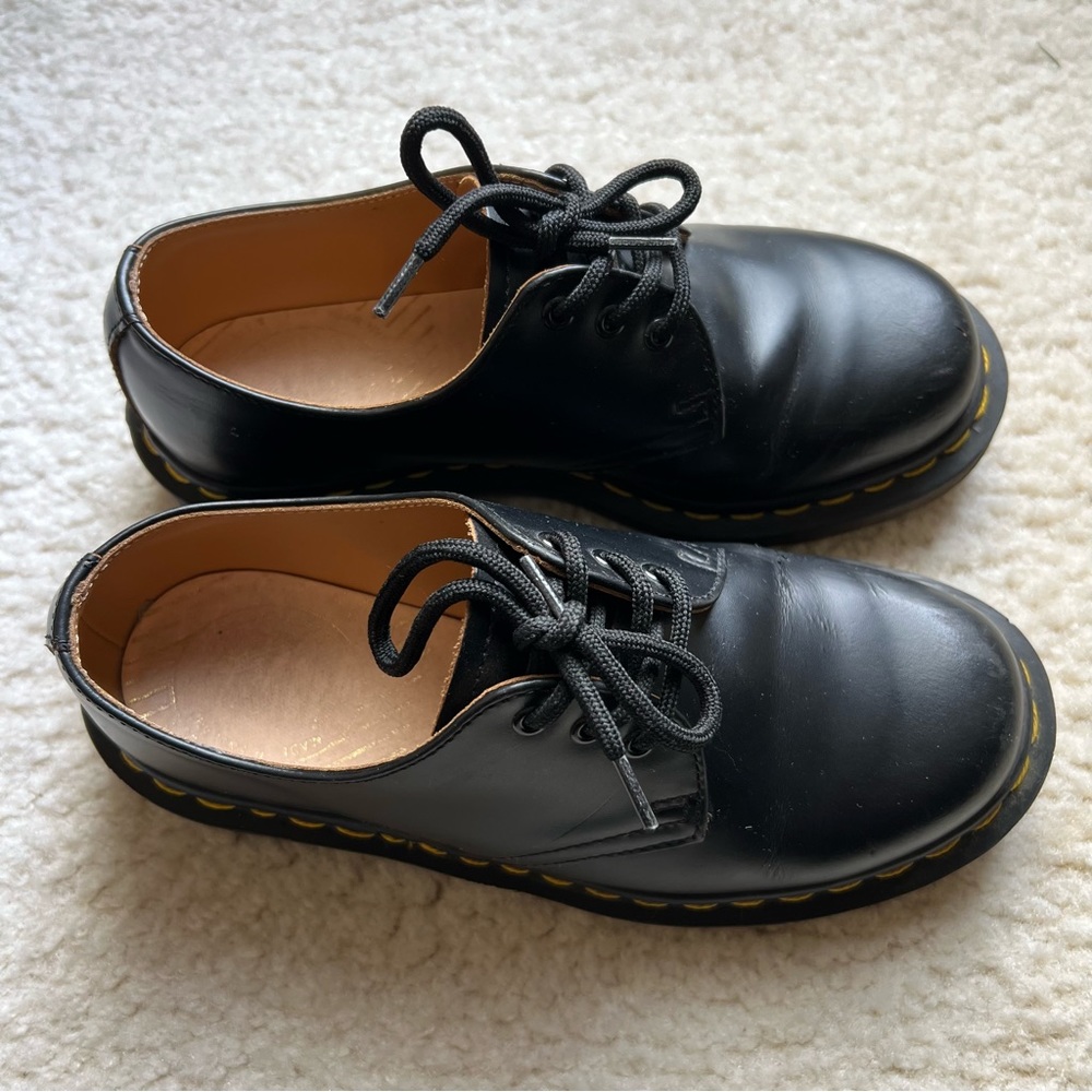 vintage made in england 1461 oxfords by dr martens
